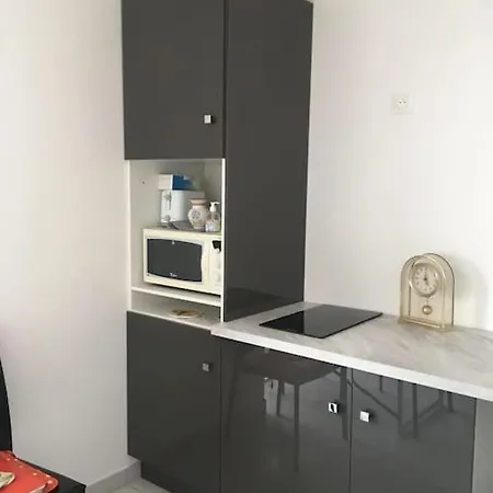 Neuf Pontaillac Apartment